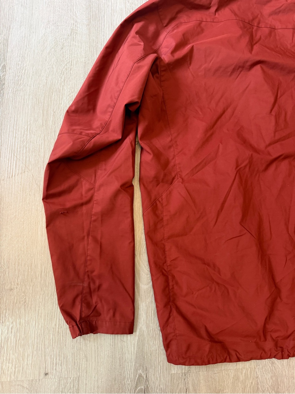 Arc'teryx Men's Brick Red Hooded Windbreaker Jacket Sz L *Minor Flaw* See Detail - Picture 10 of 14